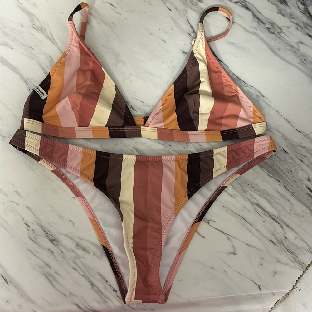 Bathing suit